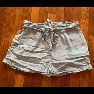 Light blue valley girl size 10 high waisted shorts beach summer casual light